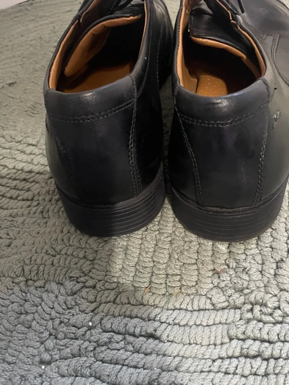Clarks Men’s Tilden Cap Dress Shoe, Size 11.5 Black Leather
